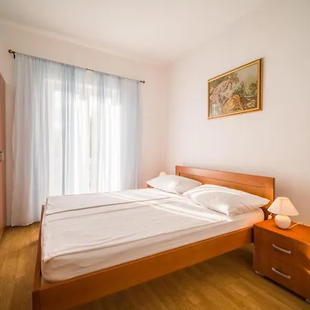 Apartment Bilac