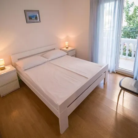 Bilac Apartment